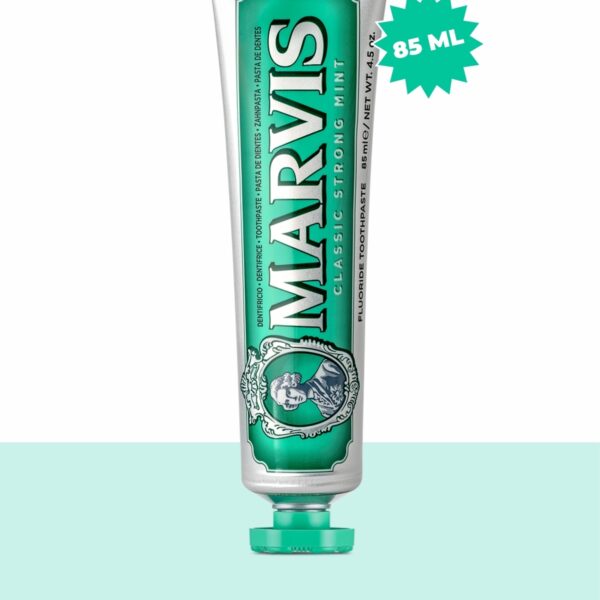 معجون أسنان كلاسيكي بنكهة النعناع الإضافي 85 مل (عبوة من 3 قطع)